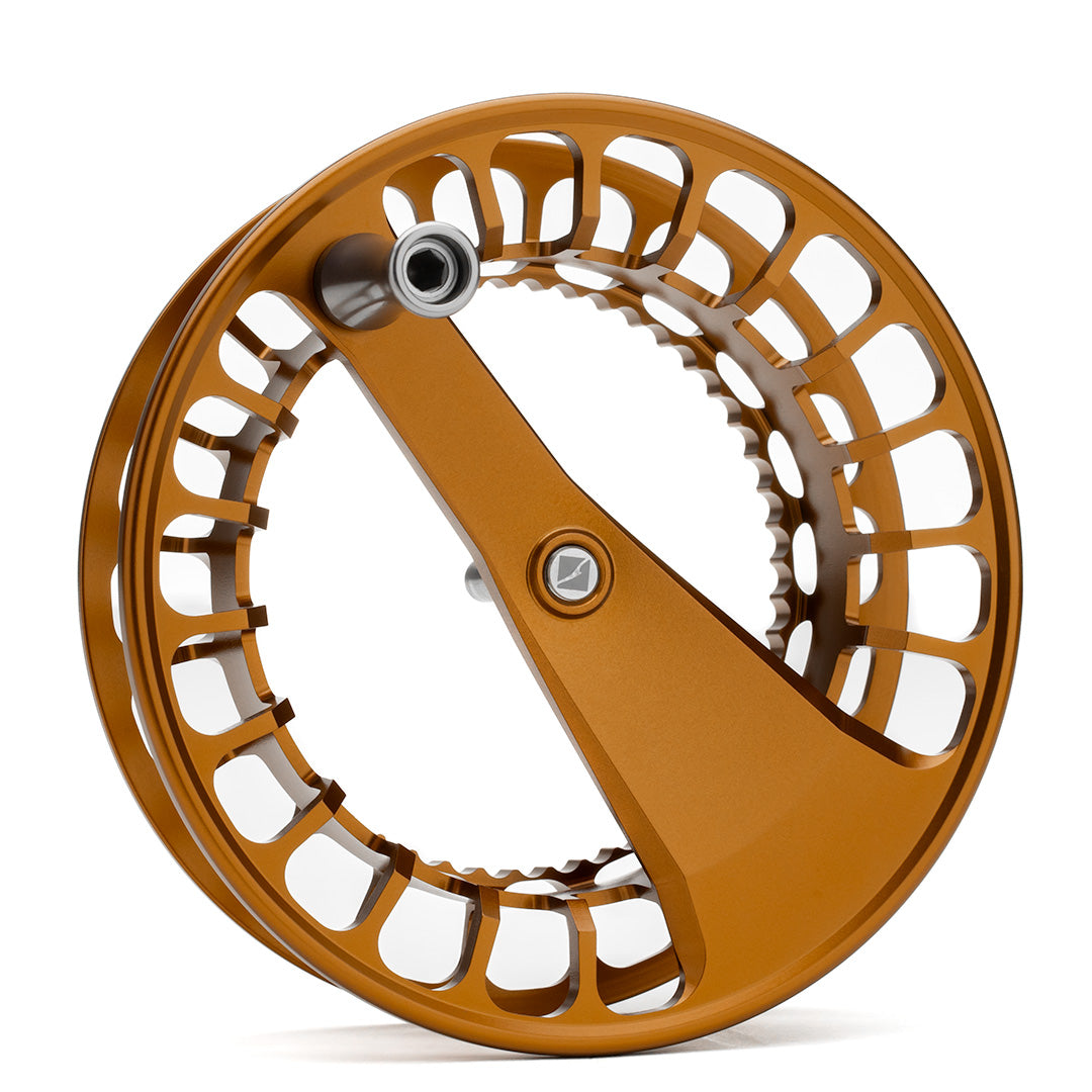 LAMSON Fly Fishing Purist II Spool -3+ Spool Whiskey handle view